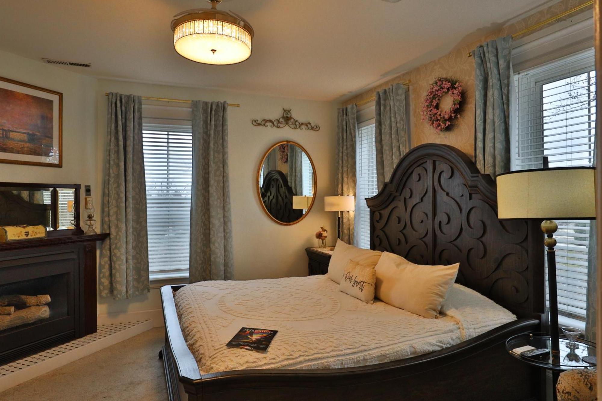 Cloran Mansion Bed & Breakfast Галена Екстериор снимка