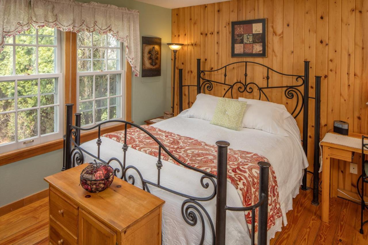 Cloran Mansion Bed & Breakfast Галена Екстериор снимка